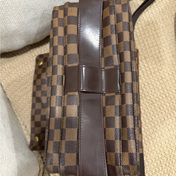 Louis Vuitton Damier Ebene Naviglio - Picture 12 of 16